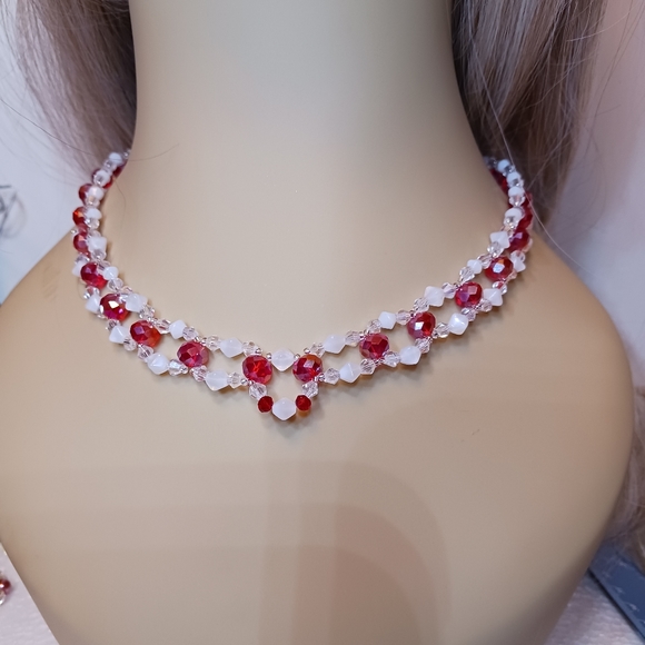 New,Crystal Necklace and earrings, Red , white and clear crystals double strand - Picture 4 of 5
